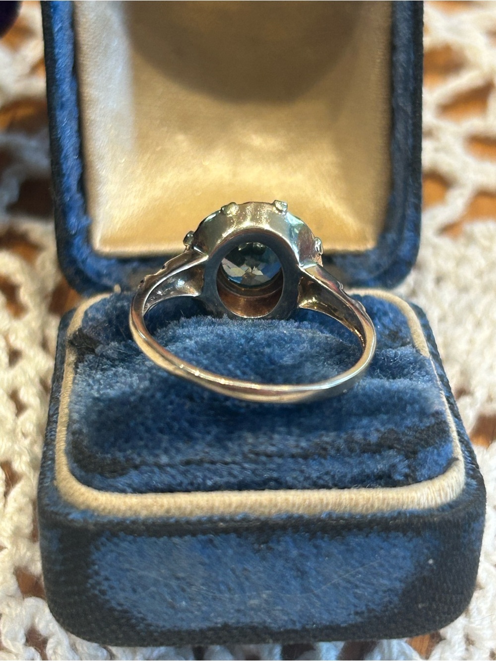 Vintage art deco? 18K Yellow & Rose gold Blue zircon size 6.25 - Picture 4 of 6